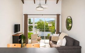 Stunning Knysna Central Apartment
